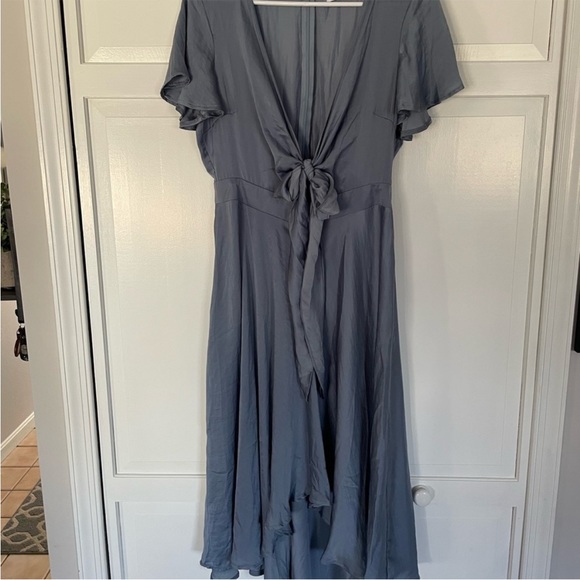 Silky midi dress - Picture 1 of 2